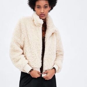 Zara Faux Sherpa Bomber Jacket Size Small Color Ivory Cream White